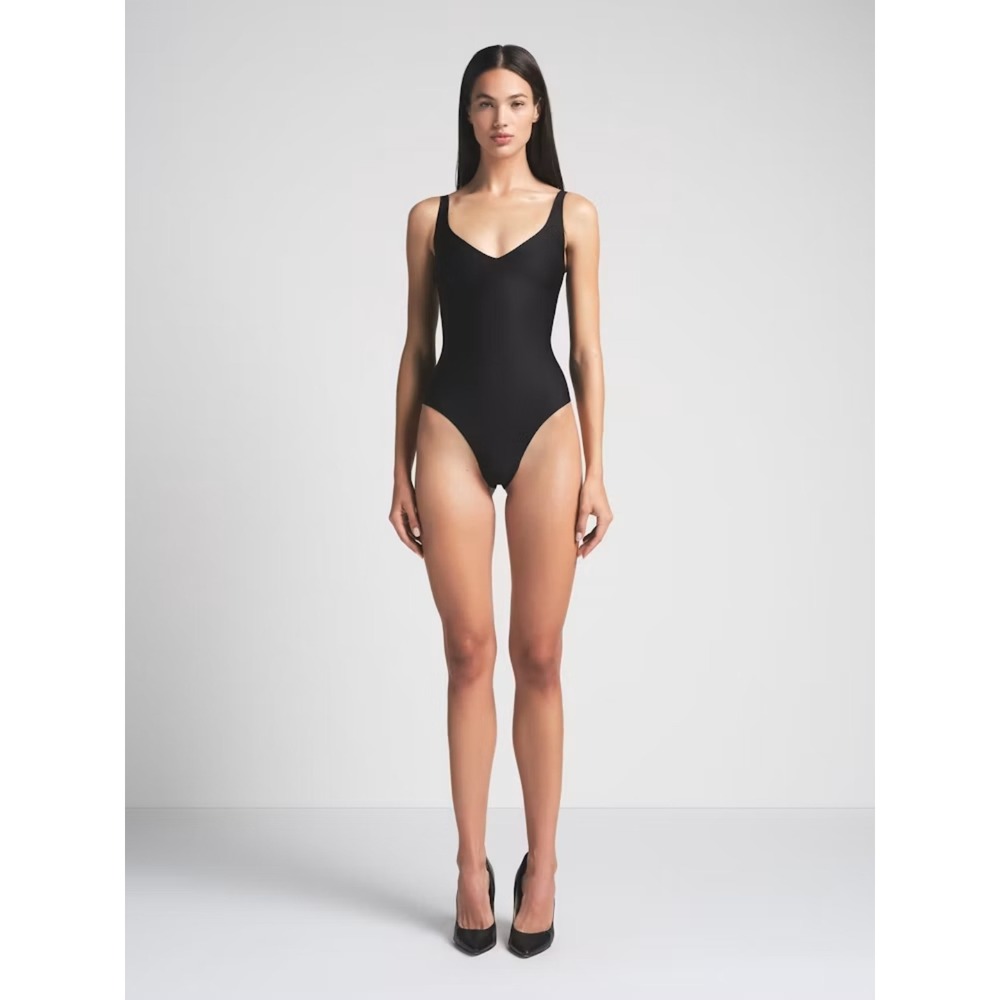 SKIMS NWOT Seamless Sculpt Thong Bodysuit - XXS